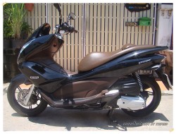 PCX 125i-Black-S- (3)