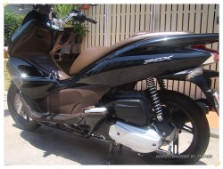 PCX 125i-Black-S- (8)